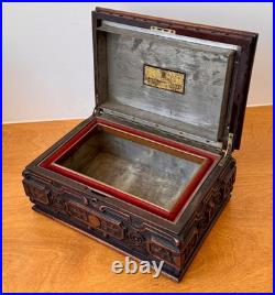1924 Alfred Dunhill Art Deco Carved Wood Humidor Cigar Pipe Tobacco Box Antique