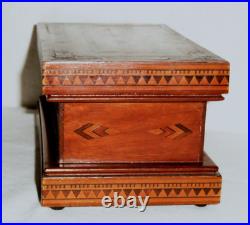 19th Century Mahogany Humidor Box Marquetry Inlaid Tin Lining Sponge Holder
