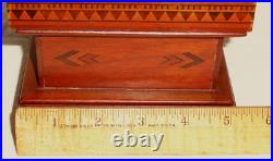 19th Century Mahogany Humidor Box Marquetry Inlaid Tin Lining Sponge Holder