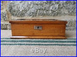 An Oak Humidor Box