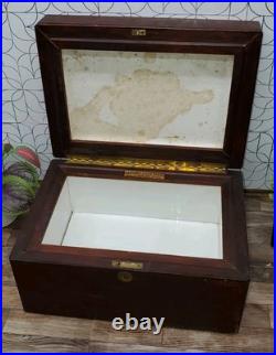 Antique 1908 Oak Wood Cigar Humidor Chest Box Lined Bridgeport Conn. Brass