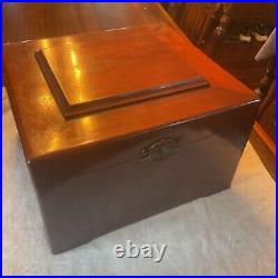 Antique Large Mahogany Humidor Box, Nice Antique Large Mahogany Humidor Box, Nice