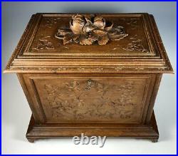 Antique Swiss Black Forest Cigar Chest, Tantalus, Presentation Box for 40 Cigars
