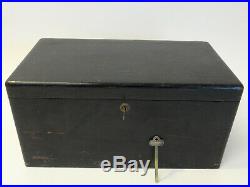 Antique Wooden Cigar box, Humidor, Lockable with key and metal insert F2-20