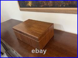 Beautiful Wood Cigar Humidor Box Very Nice Beautiful Wood Cigar Humidor Box Very Nice