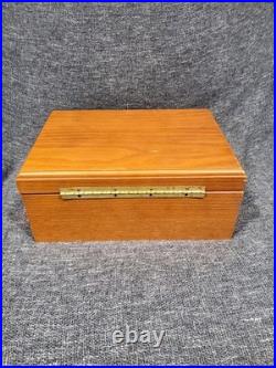 Beautiful Wood Cigar Humidor Box Very Nice