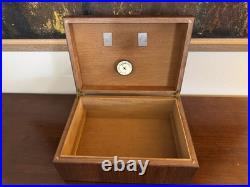 Beautiful Wood Cigar Humidor Box Very Nice Beautiful Wood Cigar Humidor Box Very Nice