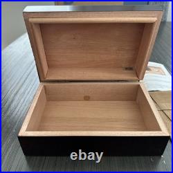 Bespoke CIGAR HUMIDOR New Open Box With Humidifier And Hygrometer