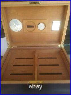 Black and Brown 50-100 Capacity Cigar Humidor with Accessories