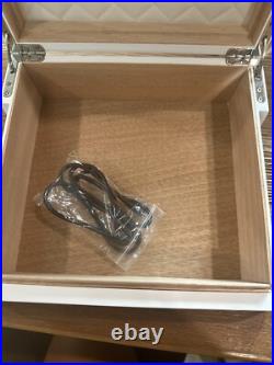 CAO Vision with Led Light Cigar Box