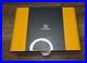 CASADOS_CARBON_FIBER_AND_CEDAR_YELLOW_25_CIGAR_HUMIDOR_New_Open_Box_Casa_Dos_01_ymxi