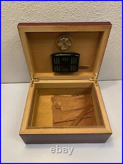 Cigar Box Humidor Humidifier By Conoscere