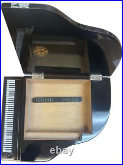 Cigar Humidor Avo Uvezian Limited Edition 25th Anniversary Grand Piano Box