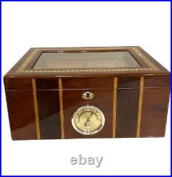 Cigar Humidor Lacquer Wood Glass Top Box withHygrometer Humidifier Cedar Divider