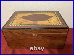 Cigar Humidor with Tobacco Leaf Design Holds 25 Cigars