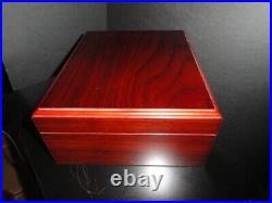 Cigar humidor wood box 25 Count New in Box