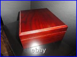 Cigar humidor wood box 25 Count New in Box