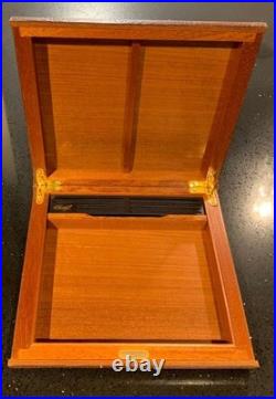 Davidoff Cigar Case brown wooden humidor without box