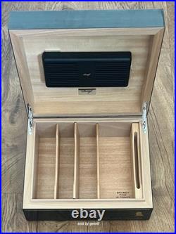 Davidoff Limited Edition Winston Churchill Primos Humidor, 51001859, New In Box Davidoff Limited Edition Winston Churchill Primos Humidor, 51001859, New In Box