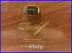 Davidoff Royal Robust 50 Majestic Humidor Cigar Tobacco Storage Box Wood