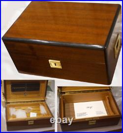 Davidoff humidor Cigar Case brown with box