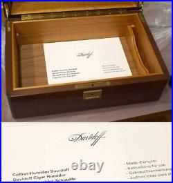 Davidoff humidor Cigar Case brown with box