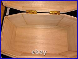Drew Estate Undercrown Luxury Cigar Humidor Navy Royal Blue Excellent Condition