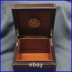 Dunhill Brown Leather Ciggarillo Humidor Box with Cedar Interior Read