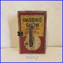 Early Passing Show Tin Lunch Box Style Tobacco Humidor Cigarette Case Old Cigar Early Passing Show Tin Lunch Box Style Tobacco Humidor Cigarette Case Old Cigar