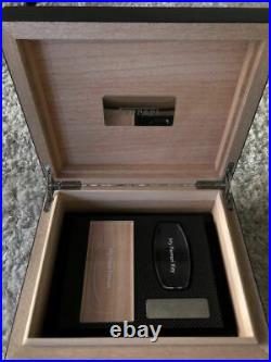 Ferrari 488 Pista Carbon Fiber Cigar Humidor Key Box Rare Gift from JAPAN