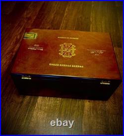 Fuente Fuente Opus X Limited Edition 2013 446/500 Rare Cigar Box