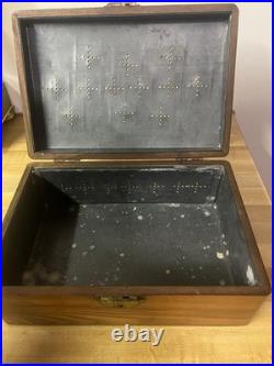 Handsome Antique Oak Cigar Humidor Brass Cigars Art Deco Script Lid Tin Lined