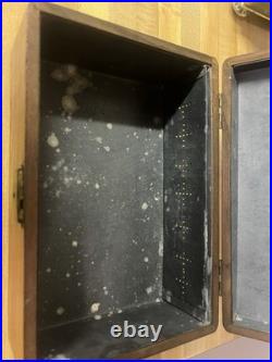 Handsome Antique Oak Cigar Humidor Brass Cigars Art Deco Script Lid Tin Lined