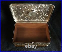 Howard & Co Sterling Silver Humidor for cigars. New York 1890. Art Deco design
