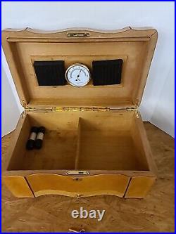 Humidor Burlwood Box with Lock