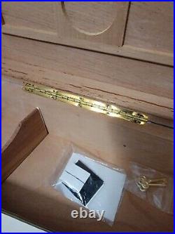Humidor Supreme Grandeur Burl Wood Rectangular Shape Desktop Cigar Storage Box