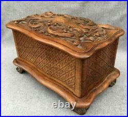 Large antique french Louis XV Rocaille style box Mid-1900's cigar humidor 3lb