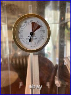 Large humidor cigar acrylic display case