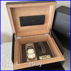 Official Ferrari 488 Spider Carbon Fiber & Wood Cigar Box Humidor Never Used Official Ferrari 488 Spider Carbon Fiber & Wood Cigar Box Humidor Never Used