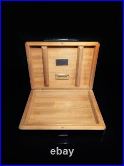 Prometheus Black Lacquer Travel Humidor with Case in the original box Prometheus Black Lacquer Travel Humidor with Case in the original box