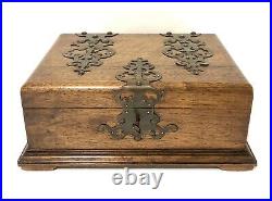 Quality Antique Oak and Brass Bound Humidor Cigar Box with Key