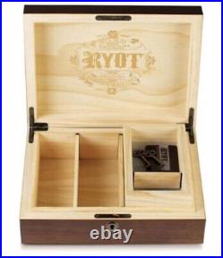 RYOT Humidor Walnut Combo Box (8×11) Lockable with Tray and Glass Containers New