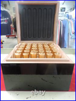Romeo y Julieta Fazzino 36-Cigar Humidor