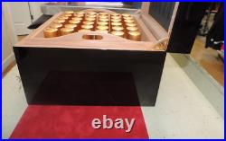Romeo y Julieta Fazzino 36-Cigar Humidor