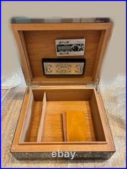 SIGLO Purple Cigar Box Humidor Rare Stylish Design