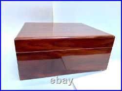 Savoy Wooden Humidor/Cigar Box Excellent Condition