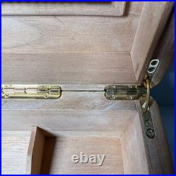 Thompson Cigar Humidor Wood Mahogany Box Lined Drawer No key. 150 ct. READ