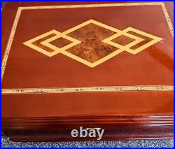 Thompson and Company 1915 Vtg. Humidor Cigar Storage Box Cedar Lined/ Flawless