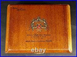 Vintage Arturo Fuente Wood Humidor Cigar Box Felt Lining Dominican Republic mAAT