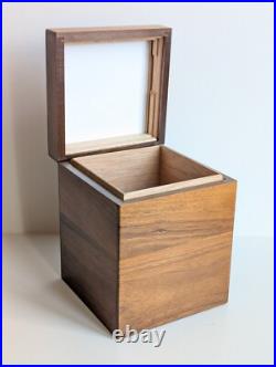 Vintage Decatur Industries DECO USA Walnut Humidor Cigar Box Vintage Decatur Industries DECO USA Walnut Humidor Cigar Box